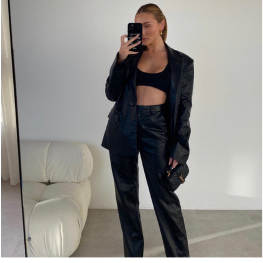 SLA the Label Faux Leather Blazer
